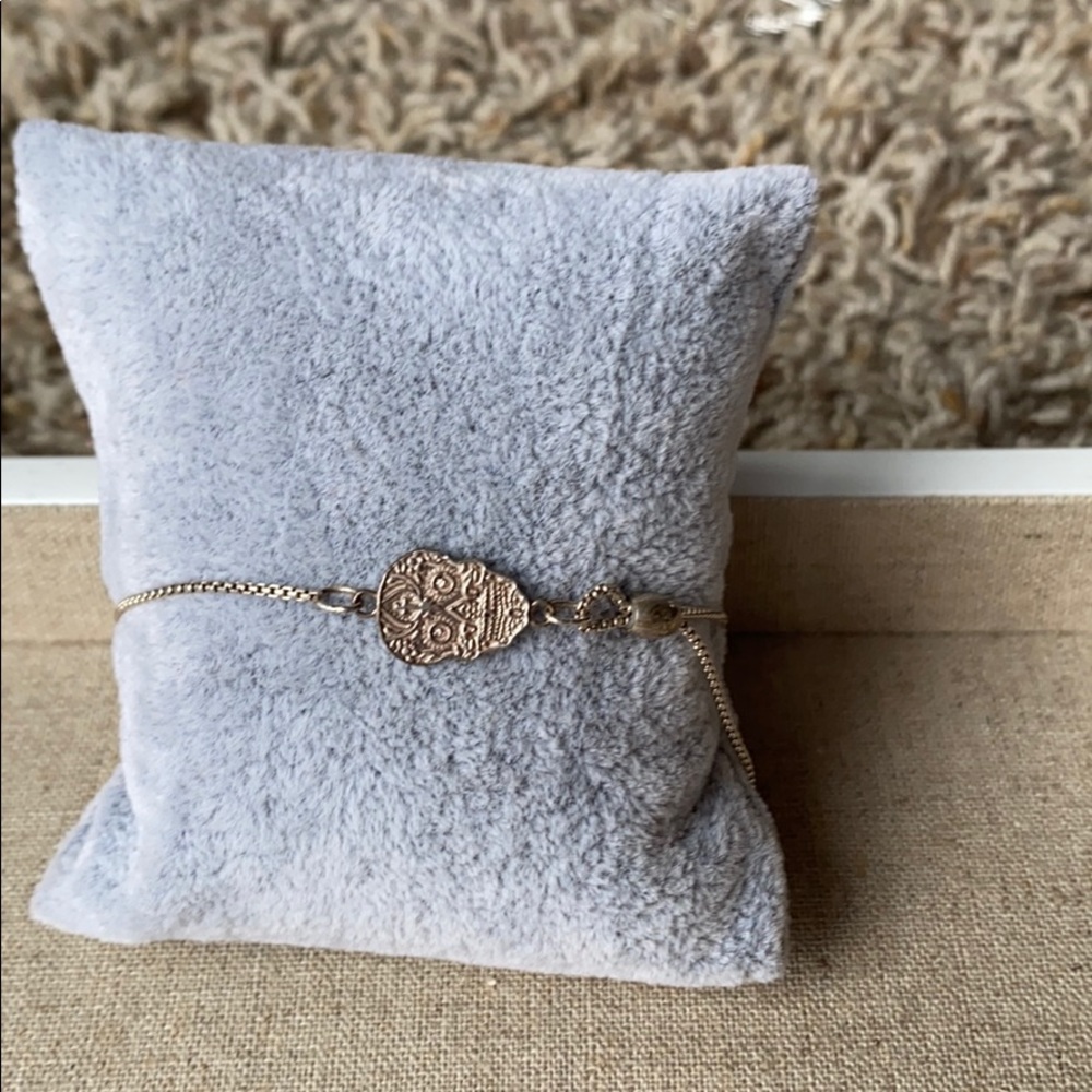 Skull bracelet